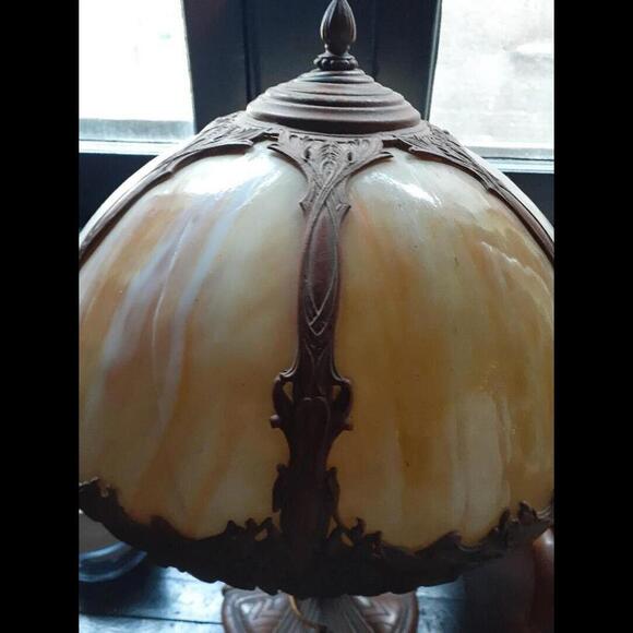 Antique Bradley & Hubbard 1920’s Slag Glass Table Lamp - Picture 5 of 7